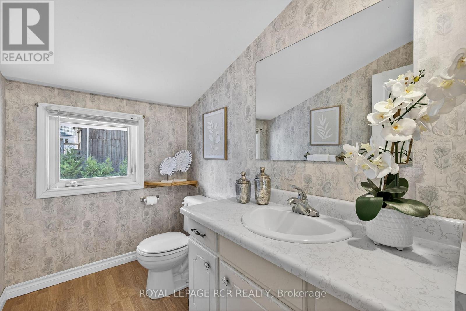 7 Wallace Avenue, Caledon, Ontario  L7E 0M5 - Photo 19 - W12710480