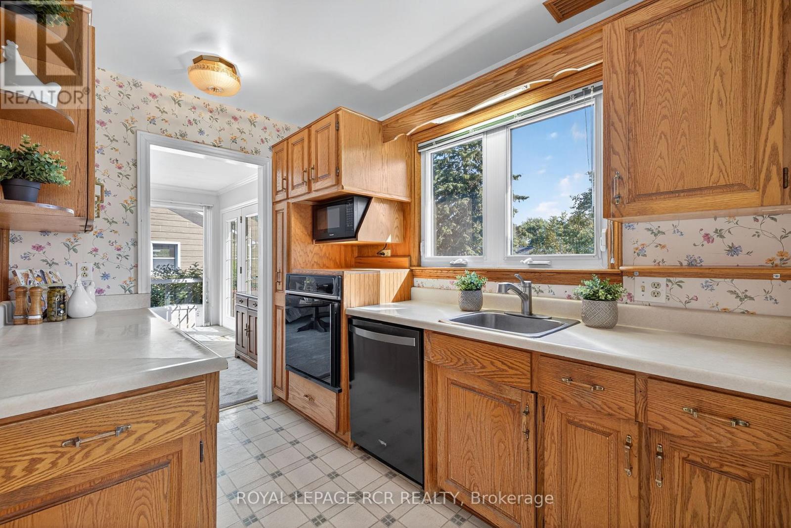 7 Wallace Avenue, Caledon, Ontario  L7E 0M5 - Photo 12 - W12710480