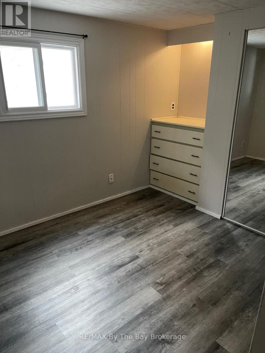 17 Cedar Grove Parkway, Wasaga Beach, Ontario  L9Z 1T4 - Photo 2 - S12710714