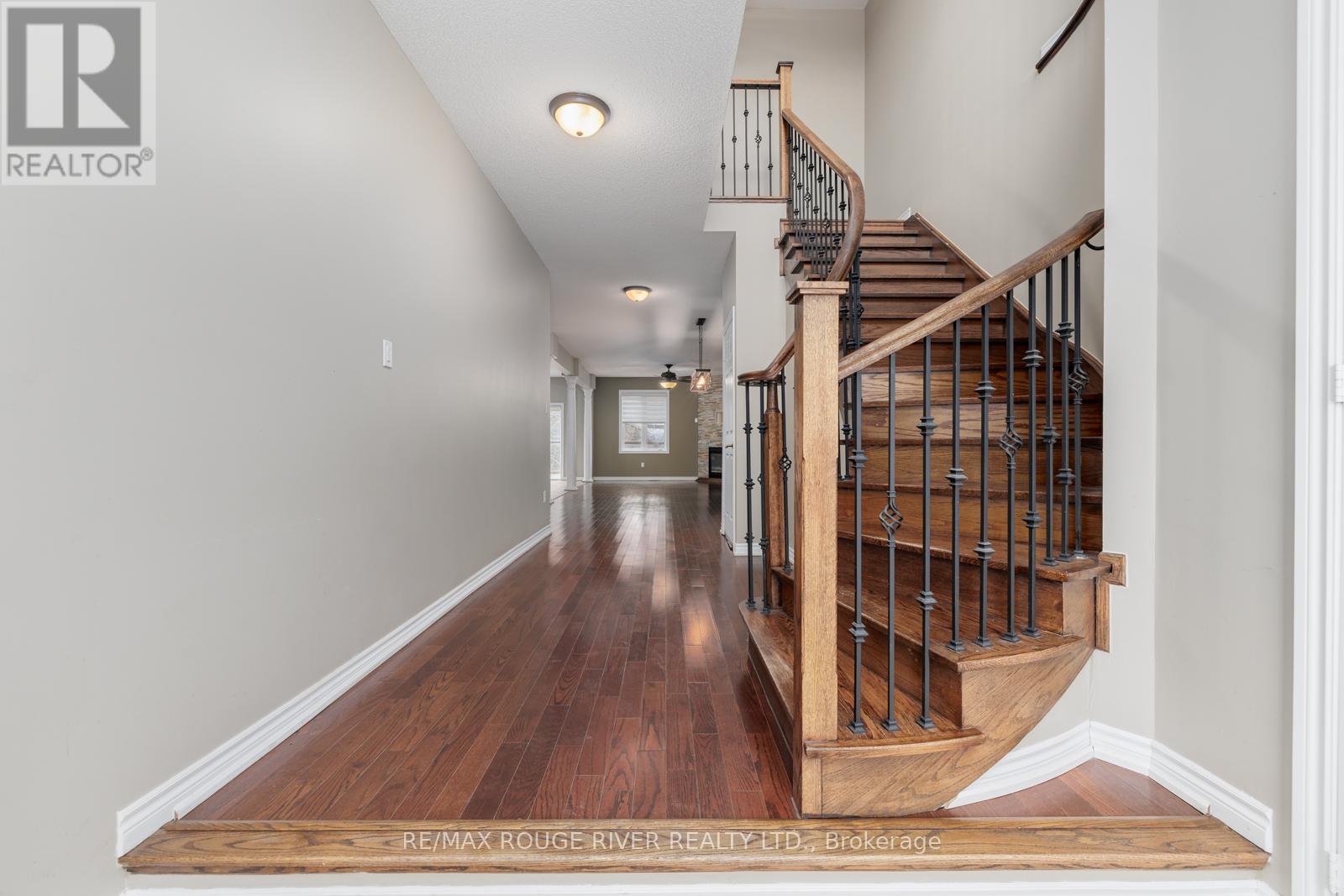 34 Harry Gay Drive, Clarington, Ontario  L1E 0B2 - Photo 4 - E12710672