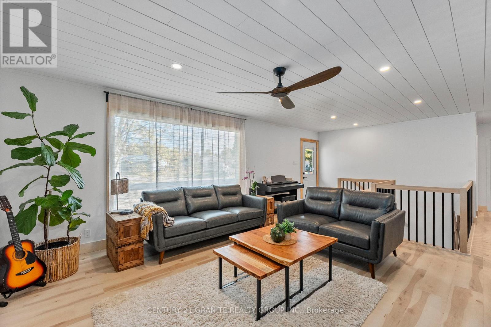 31 Sprucedale Street, Highlands East (Bicroft Ward), Ontario  K0L 1M0 - Photo 10 - X12710656