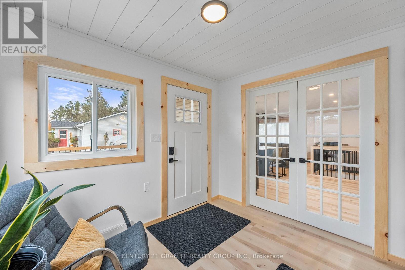 31 Sprucedale Street, Highlands East (Bicroft Ward), Ontario  K0L 1M0 - Photo 15 - X12710656