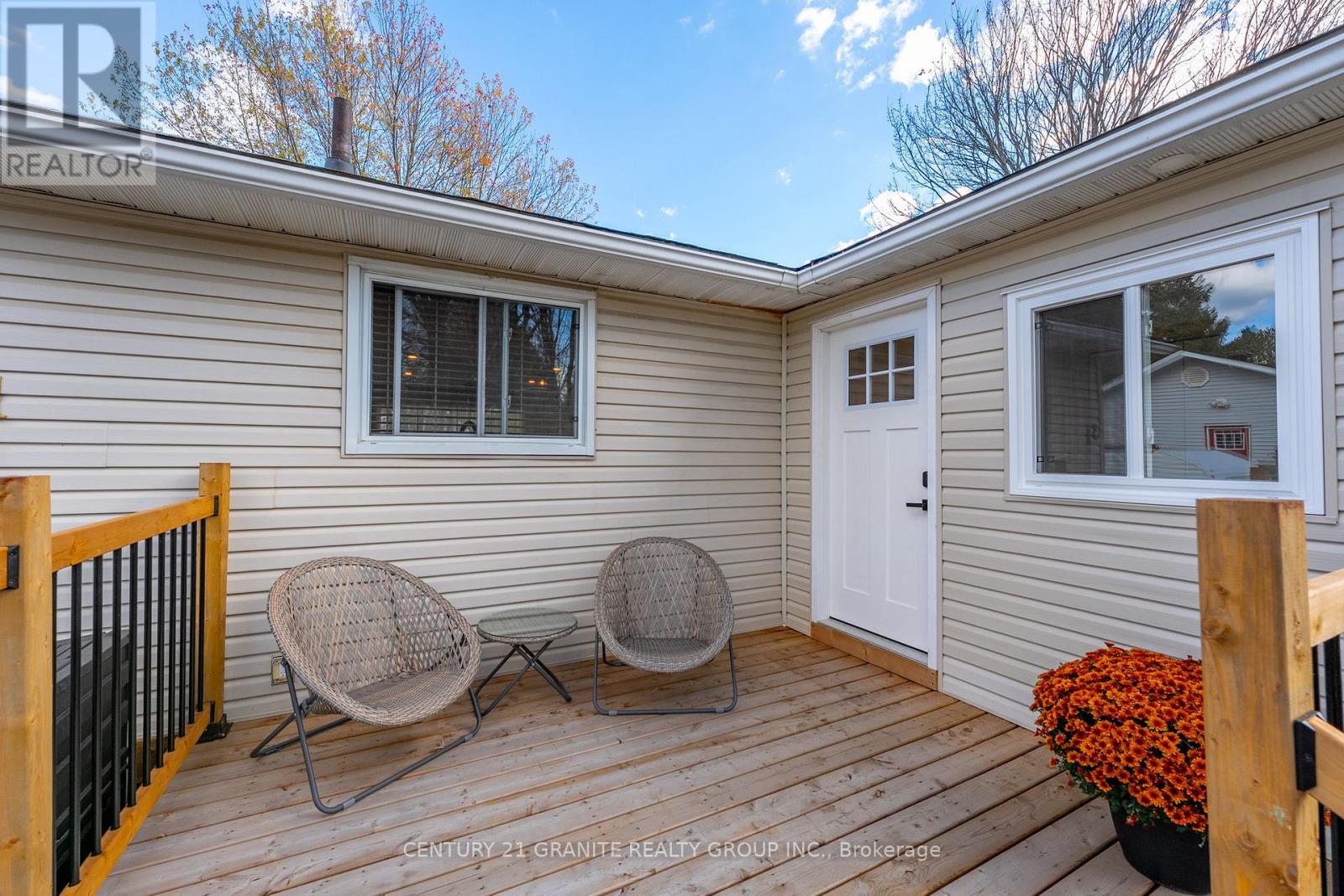 31 Sprucedale Street, Highlands East (Bicroft Ward), Ontario  K0L 1M0 - Photo 34 - X12710656