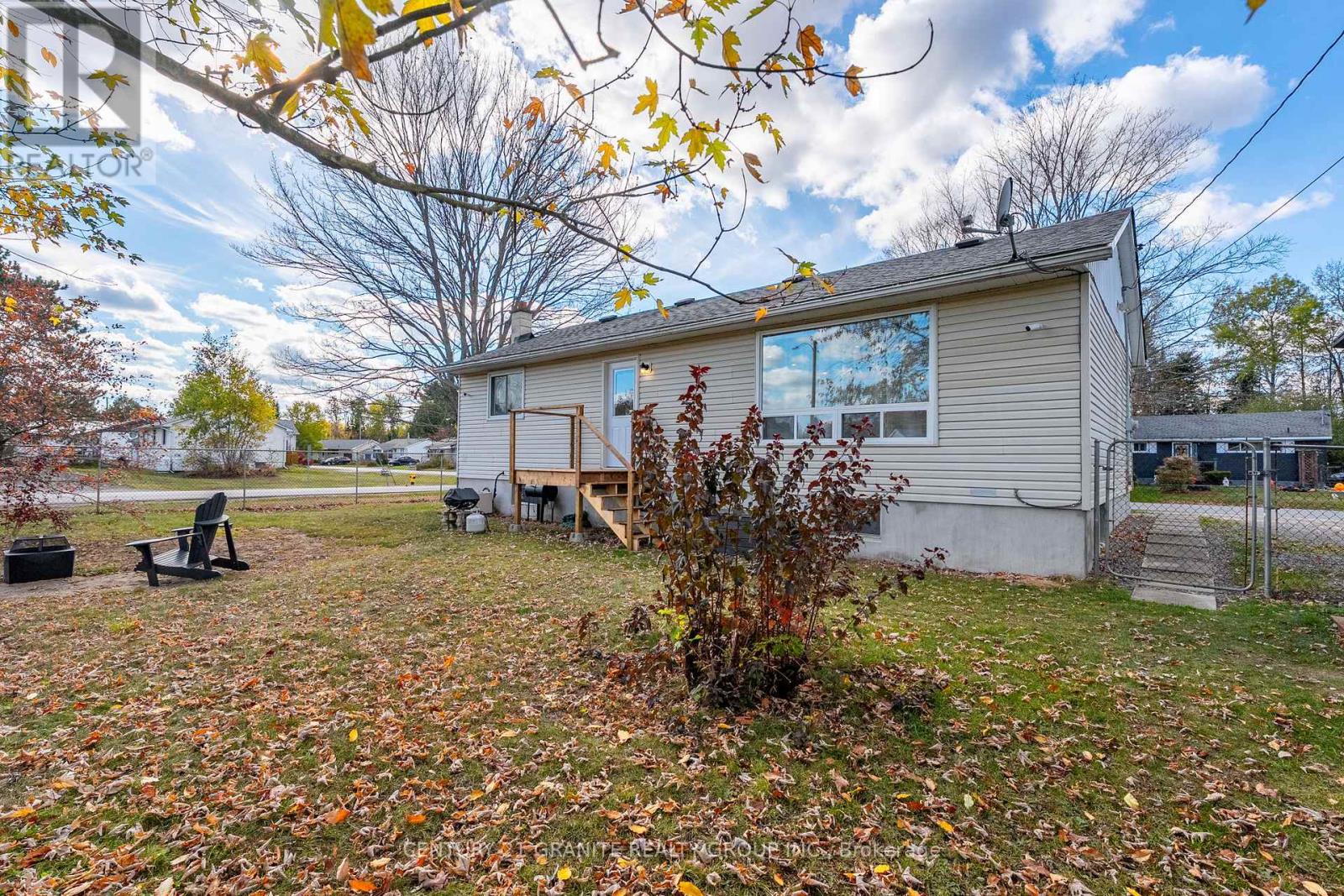 31 Sprucedale Street, Highlands East (Bicroft Ward), Ontario  K0L 1M0 - Photo 36 - X12710656