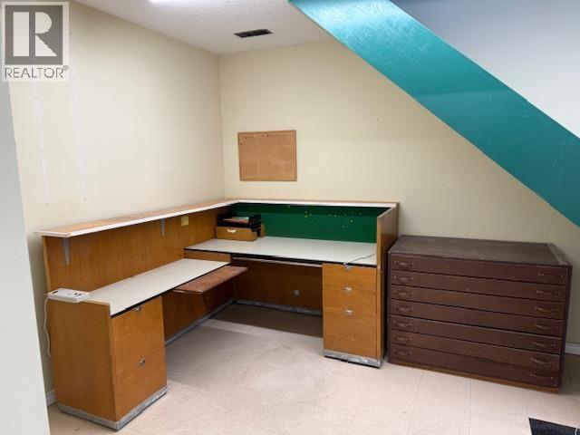 35 S 1st Avenue, Williams Lake, British Columbia  V2G 1H4 - Photo 5 - C8074075