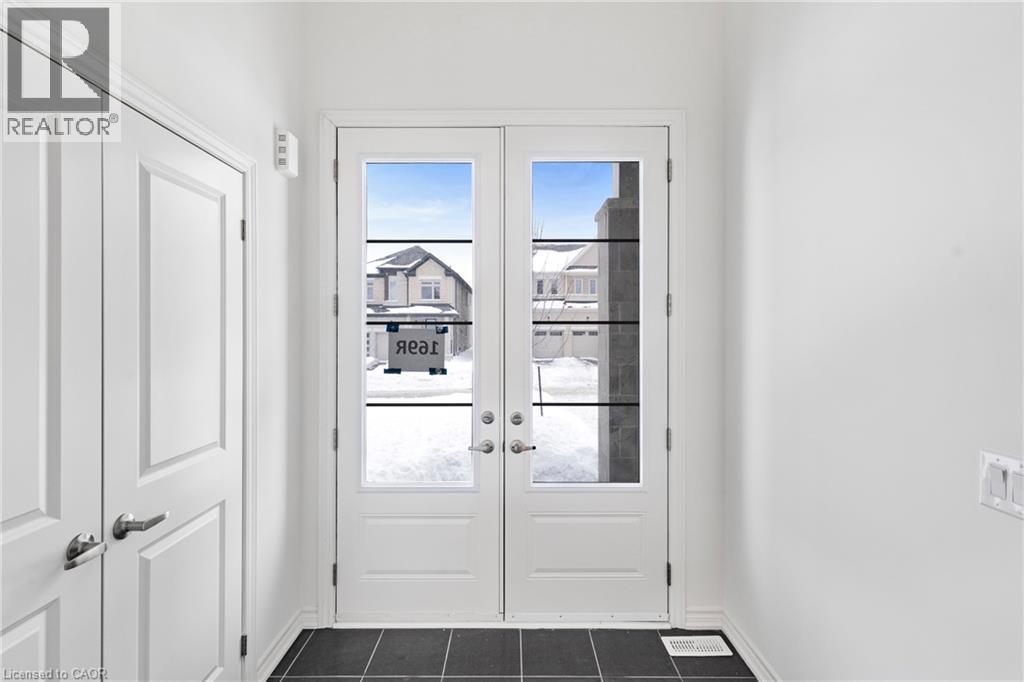 12 Sassafras Road, Midhurst, Ontario  L0L 1Y3 - Photo 9 - 40758165