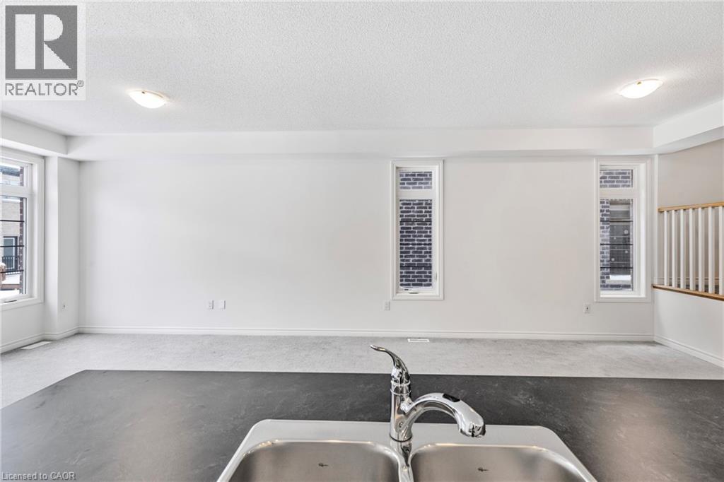 12 Sassafras Road, Midhurst, Ontario  L0L 1Y3 - Photo 19 - 40758165