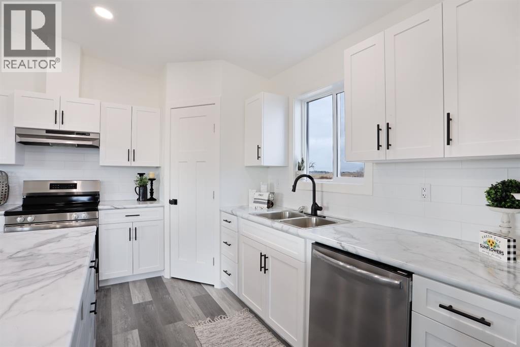 323 20 Street E, Brooks, Alberta  T1R 0W9 - Photo 9 - A2266150