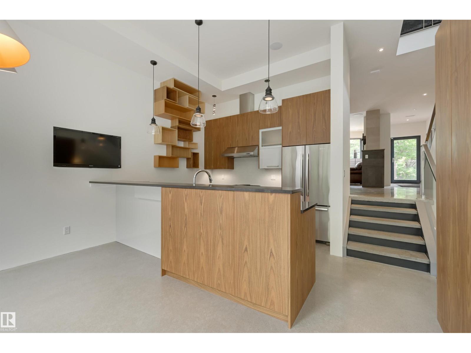 50 Sylvancroft Ln Nw, Edmonton, Alberta  T5N 0R1 - Photo 7 - E4469473