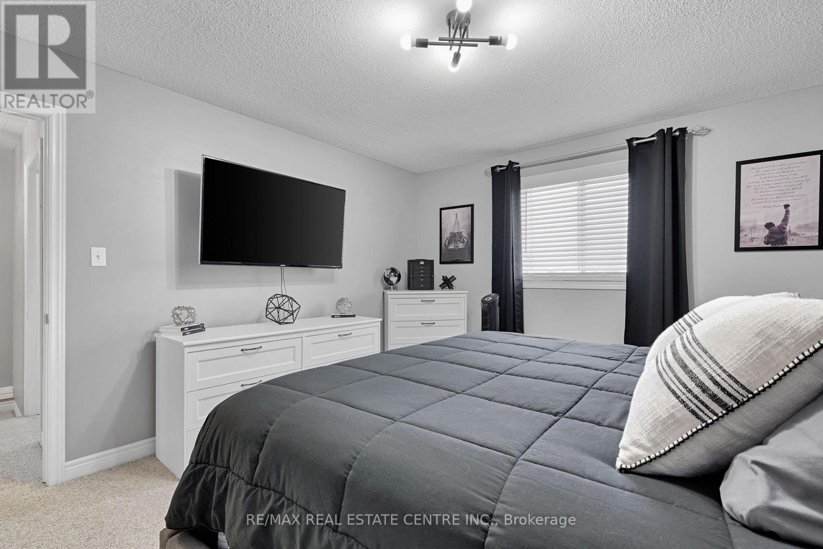 16 Falconridge Court, St. Thomas, Ontario  N5R 6J2 - Photo 12 - X12710666