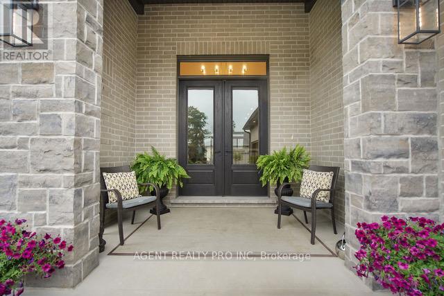 1586 Ed Ervasti Lane, London South, Ontario  N6K 5R7 - Photo 2 - X12710744