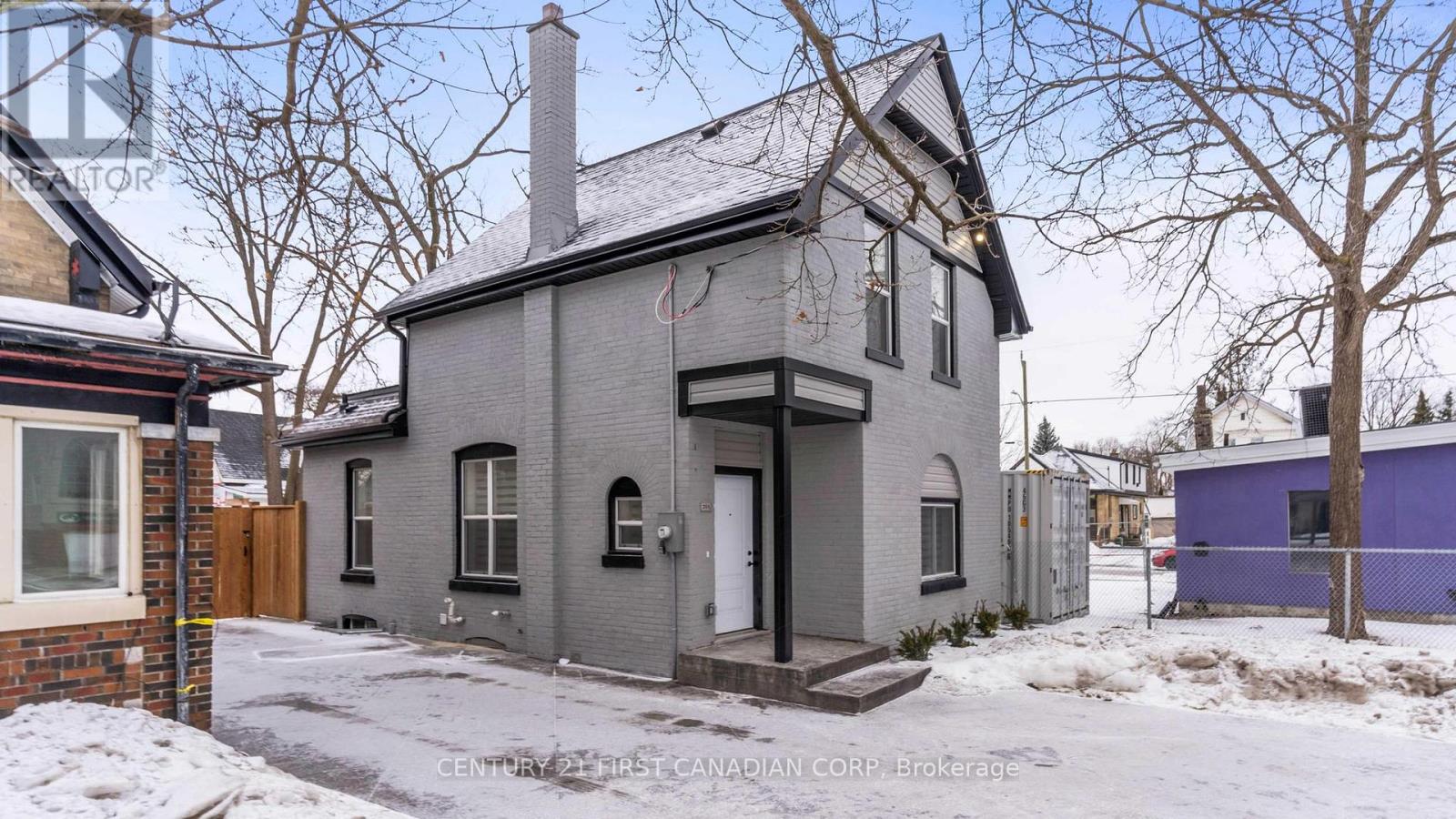 355 Hamilton Road, London East, Ontario  N5Z 1R6 - Photo 2 - X12710828