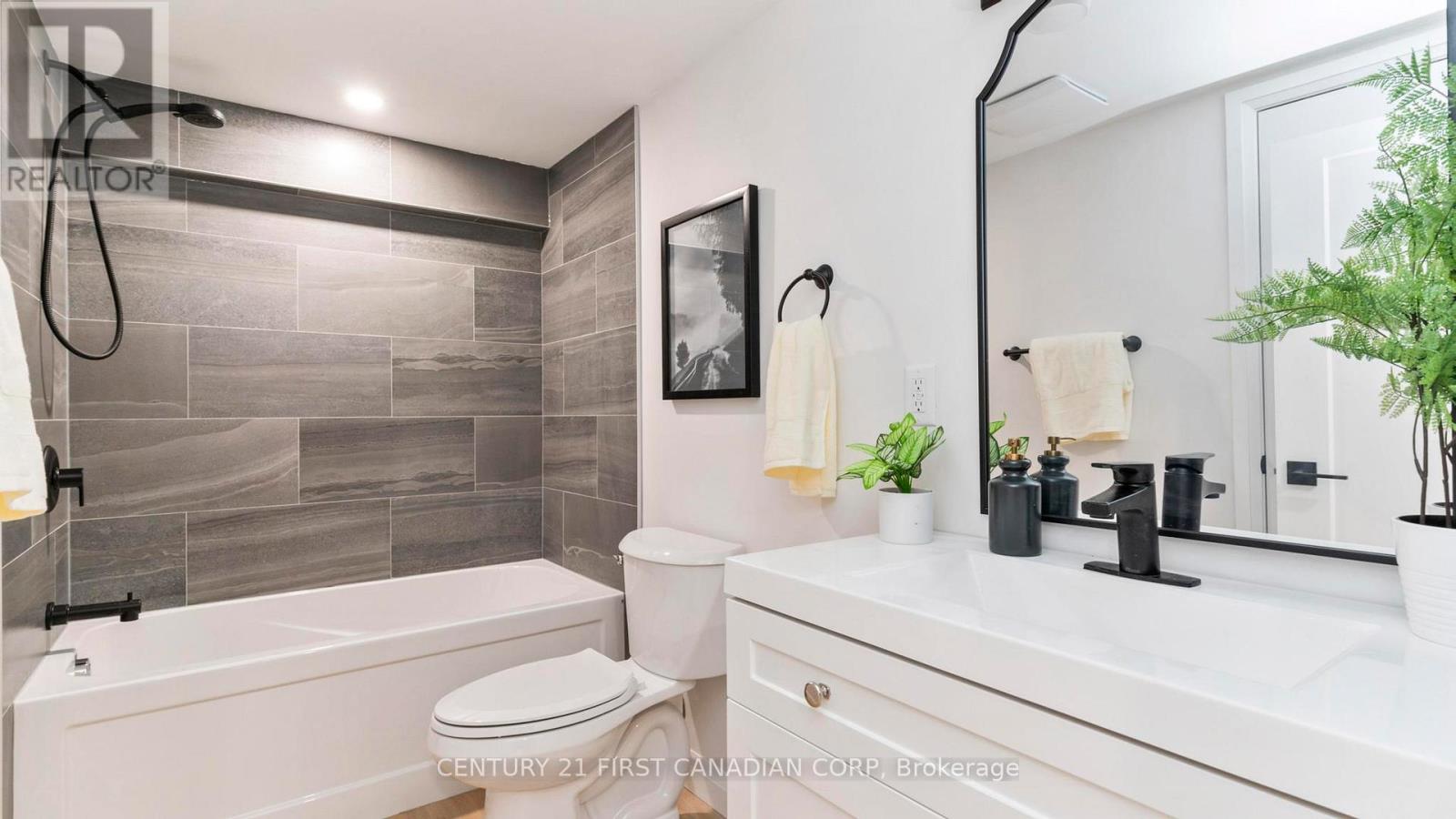 355 Hamilton Road, London East, Ontario  N5Z 1R6 - Photo 24 - X12710828