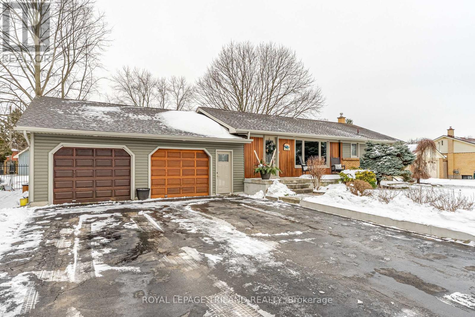 231 THAMES CRESCENT, Thames Centre, Ontario