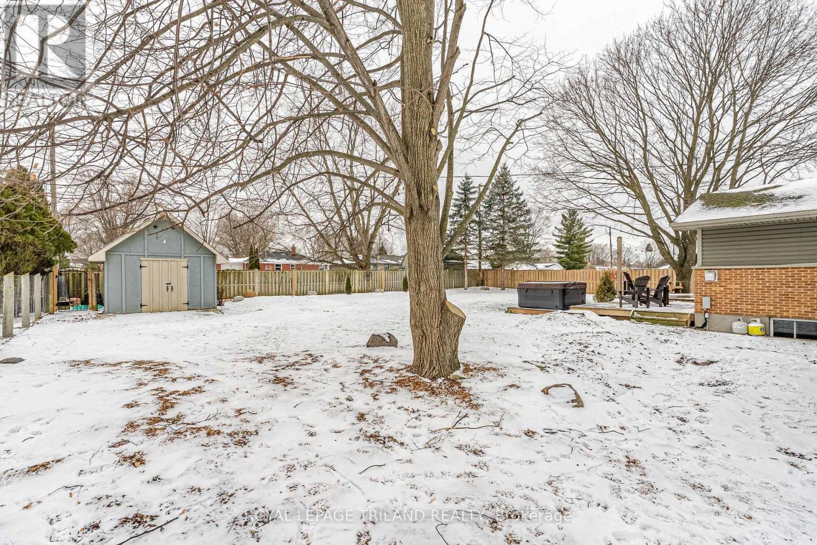 231 Thames Crescent, Thames Centre, Ontario  N0L 1G0 - Photo 26 - X12710854