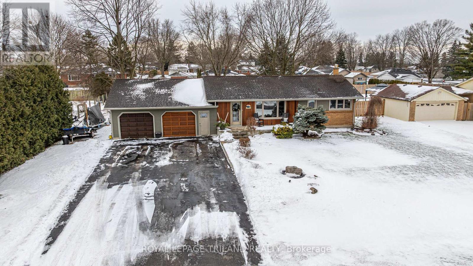 231 Thames Crescent, Thames Centre, Ontario  N0L 1G0 - Photo 30 - X12710854