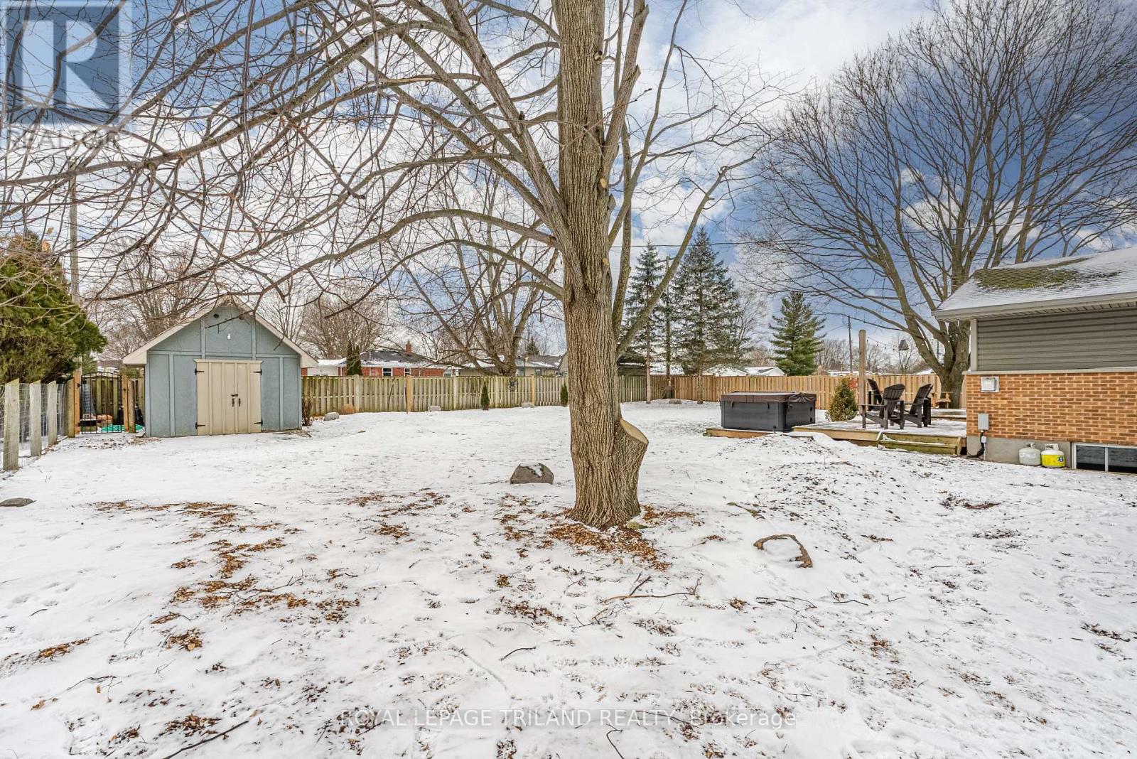 231 Thames Crescent, Thames Centre, Ontario  N0L 1G0 - Photo 36 - X12710854