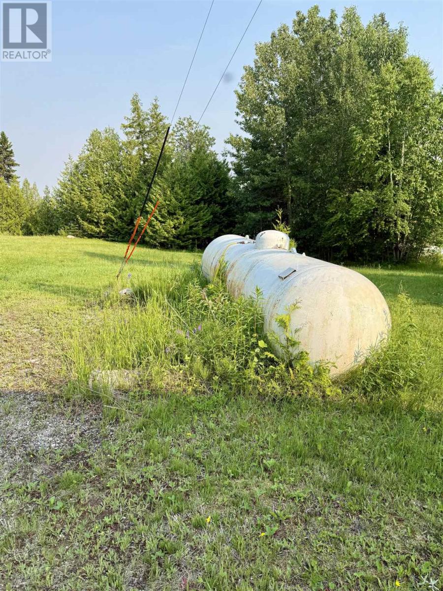 428 Eagle Nest Rd, Nakina, Ontario  P0T 2H0 - Photo 24 - TB252308