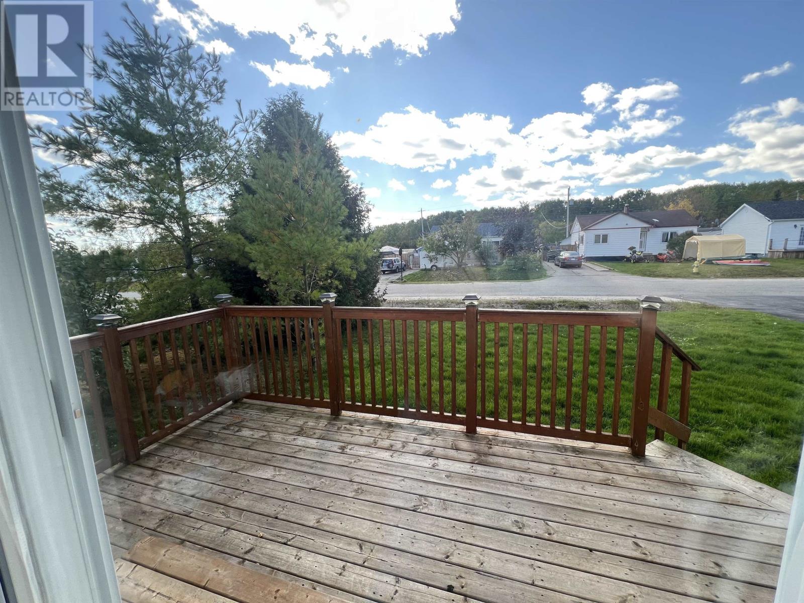 13 Falcon Dr, Manitouwadge, Ontario  P0T 2C0 - Photo 2 - TB253355