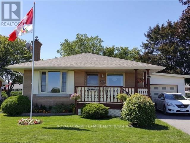 30 ELIZABETH DRIVE, South Dundas, Ontario