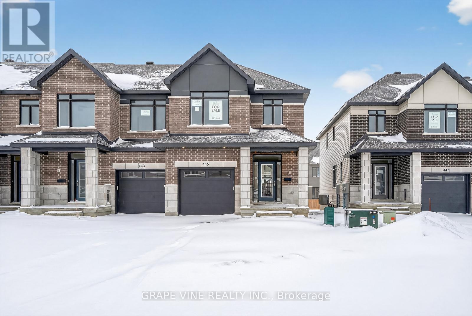 445 HARESFIELD COURT, Ottawa, Ontario