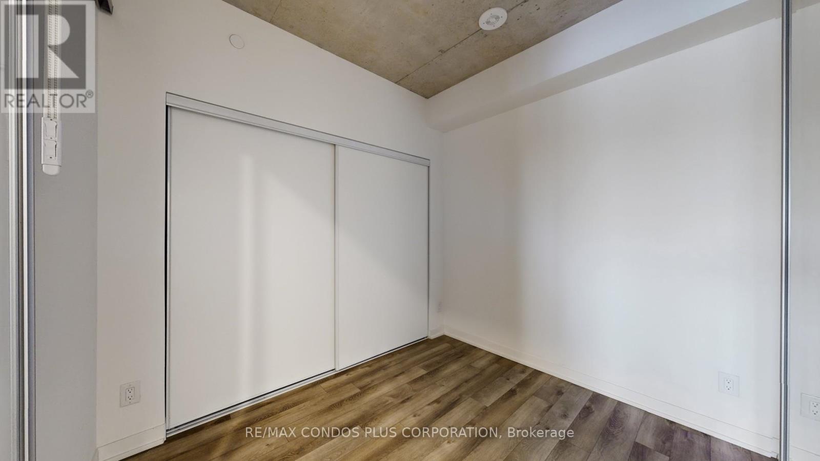 402 - 1808 St Clair Avenue W, Toronto, Ontario  M6N 0C1 - Photo 19 - W12649276