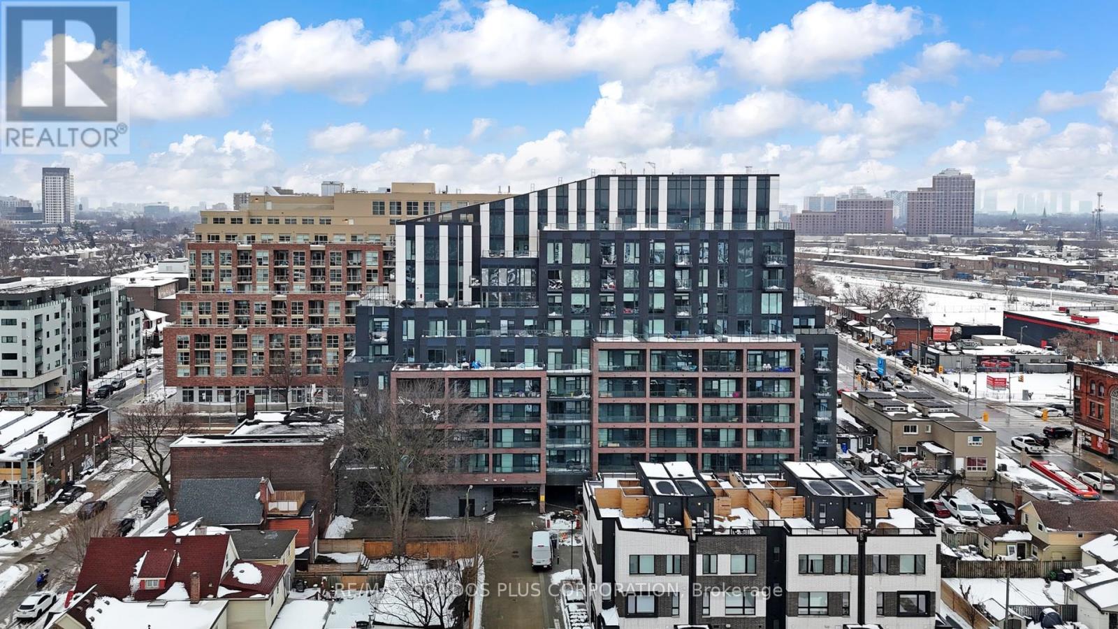 402 - 1808 St Clair Avenue W, Toronto, Ontario  M6N 0C1 - Photo 27 - W12649276