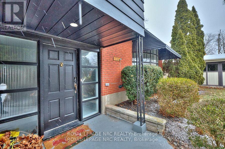 13 Byrne Boulevard, St. Catharines, Ontario  L2T 2H8 - Photo 5 - X12710772