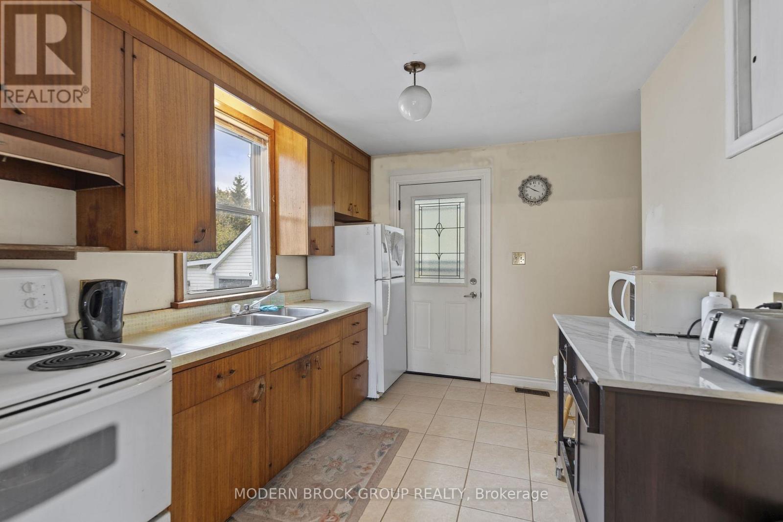 26 Shaw Street, Kingston, Ontario  K7K 4Y4 - Photo 7 - X12710780