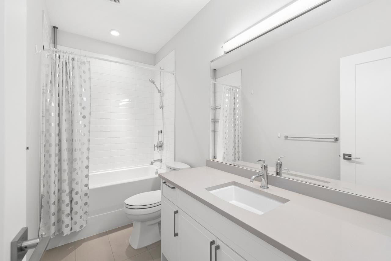 2131 164a Street, Surrey, British Columbia  V3Z 0V5 - Photo 33 - R3080855