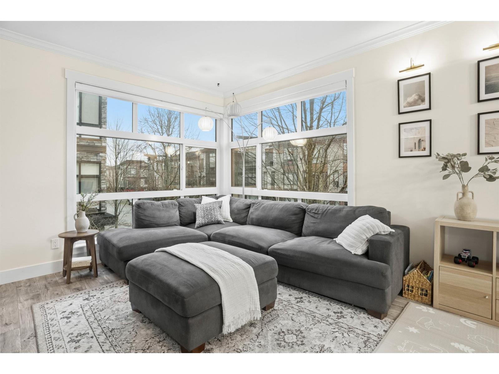 215 16488 64 Avenue, Surrey, British Columbia  V3S 6X6 - Photo 2 - R3080609