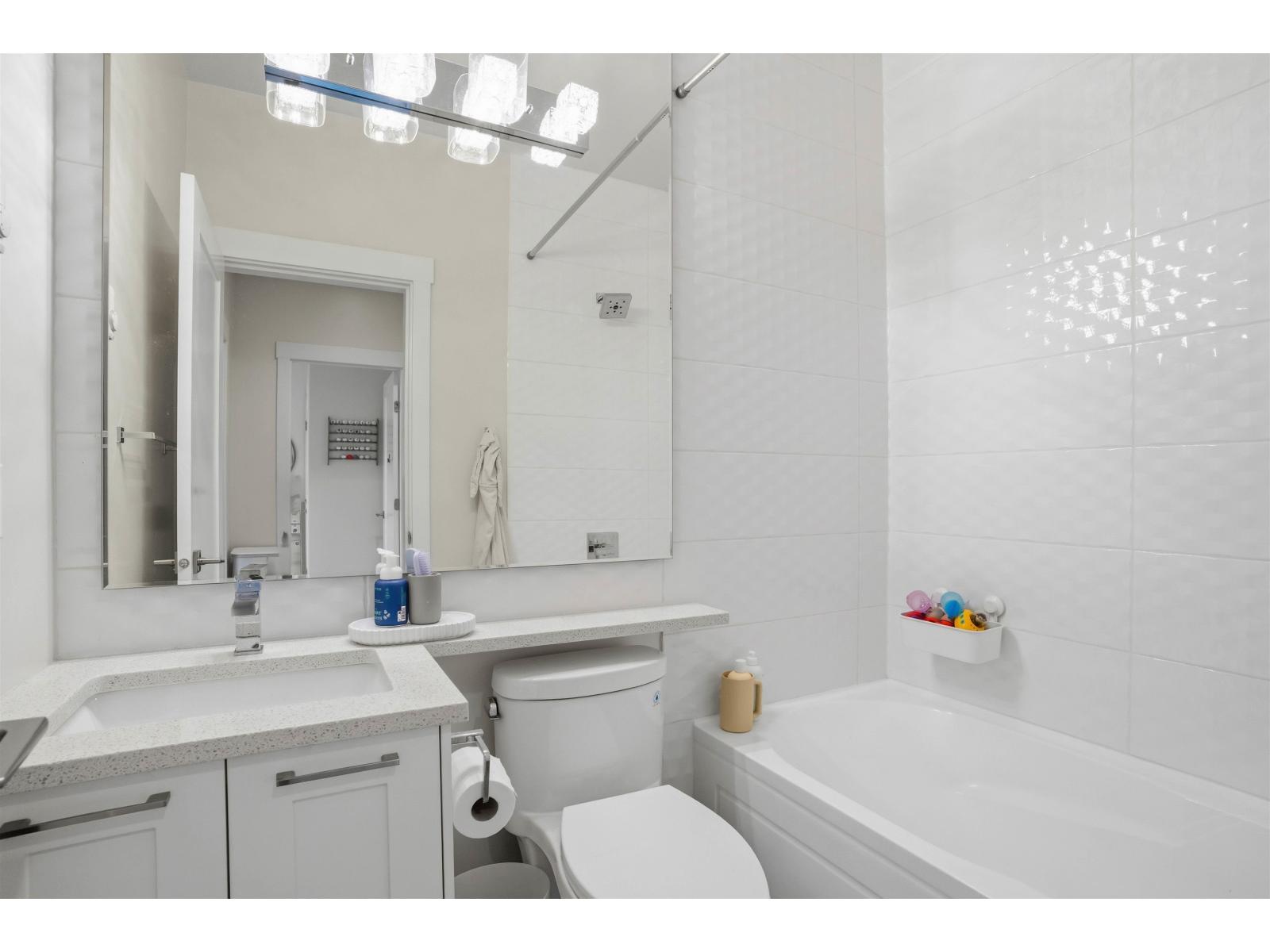 215 16488 64 Avenue, Surrey, British Columbia  V3S 6X6 - Photo 23 - R3080609