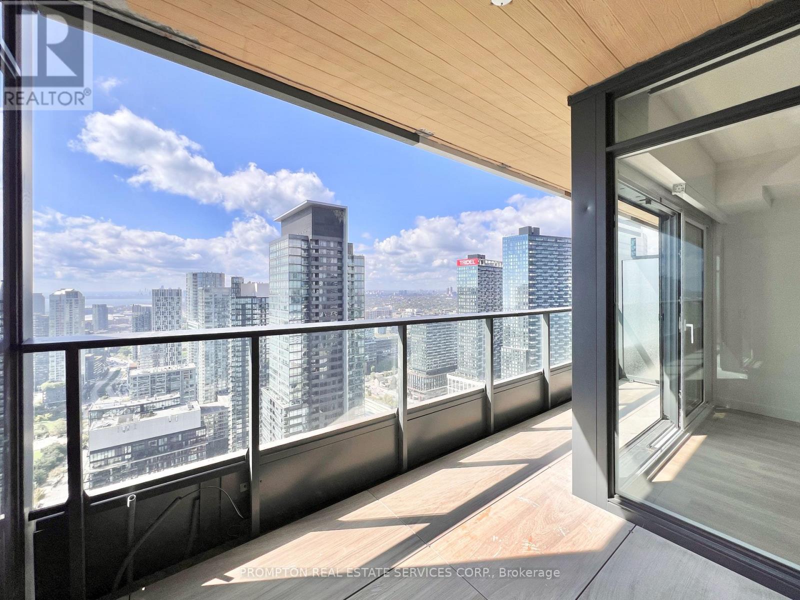 4312 - 3 Concord Cityplace Way, Toronto, Ontario  M5V 0X4 - Photo 15 - C12710644