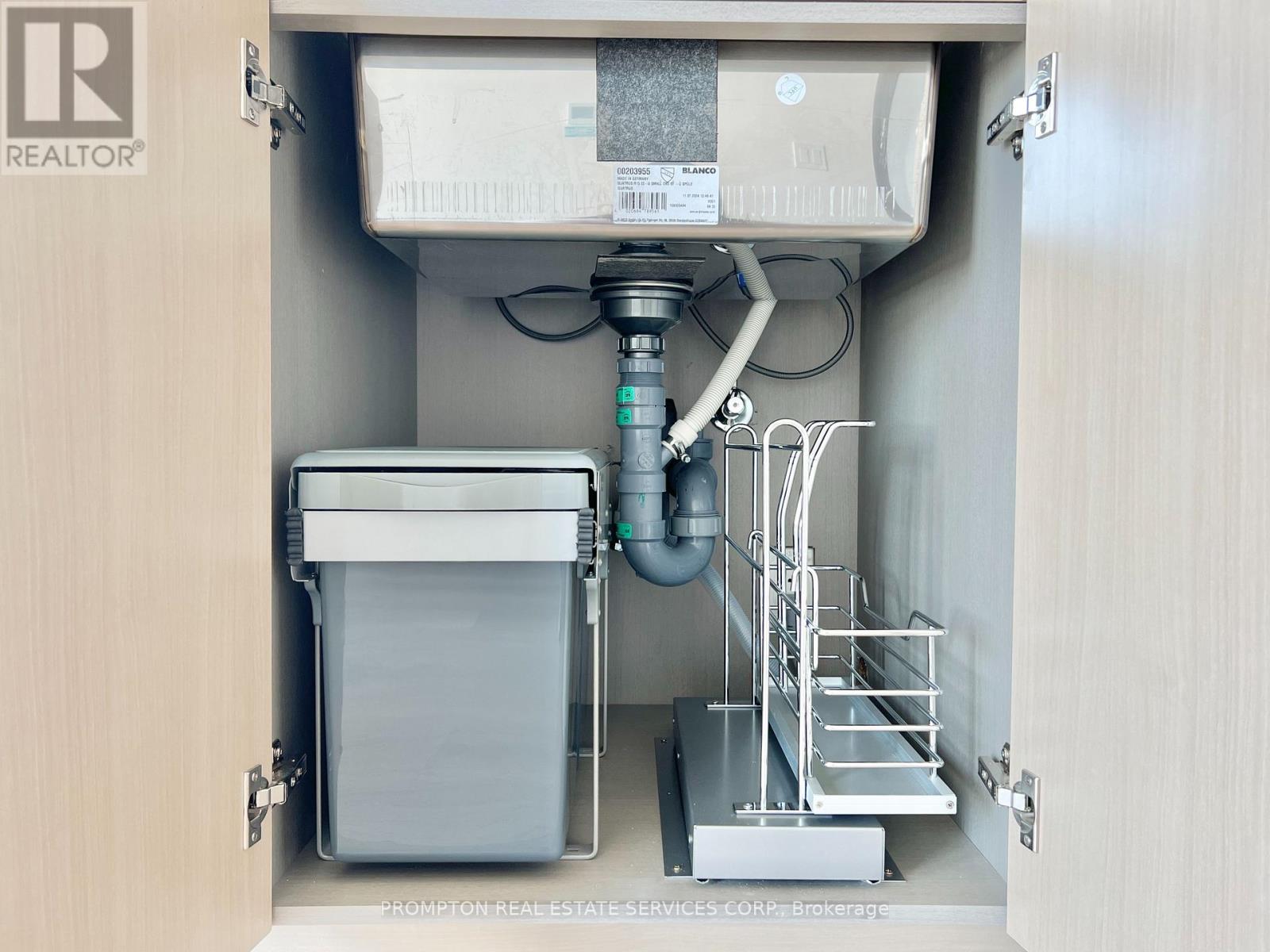 4312 - 3 Concord Cityplace Way, Toronto, Ontario  M5V 0X4 - Photo 24 - C12710644