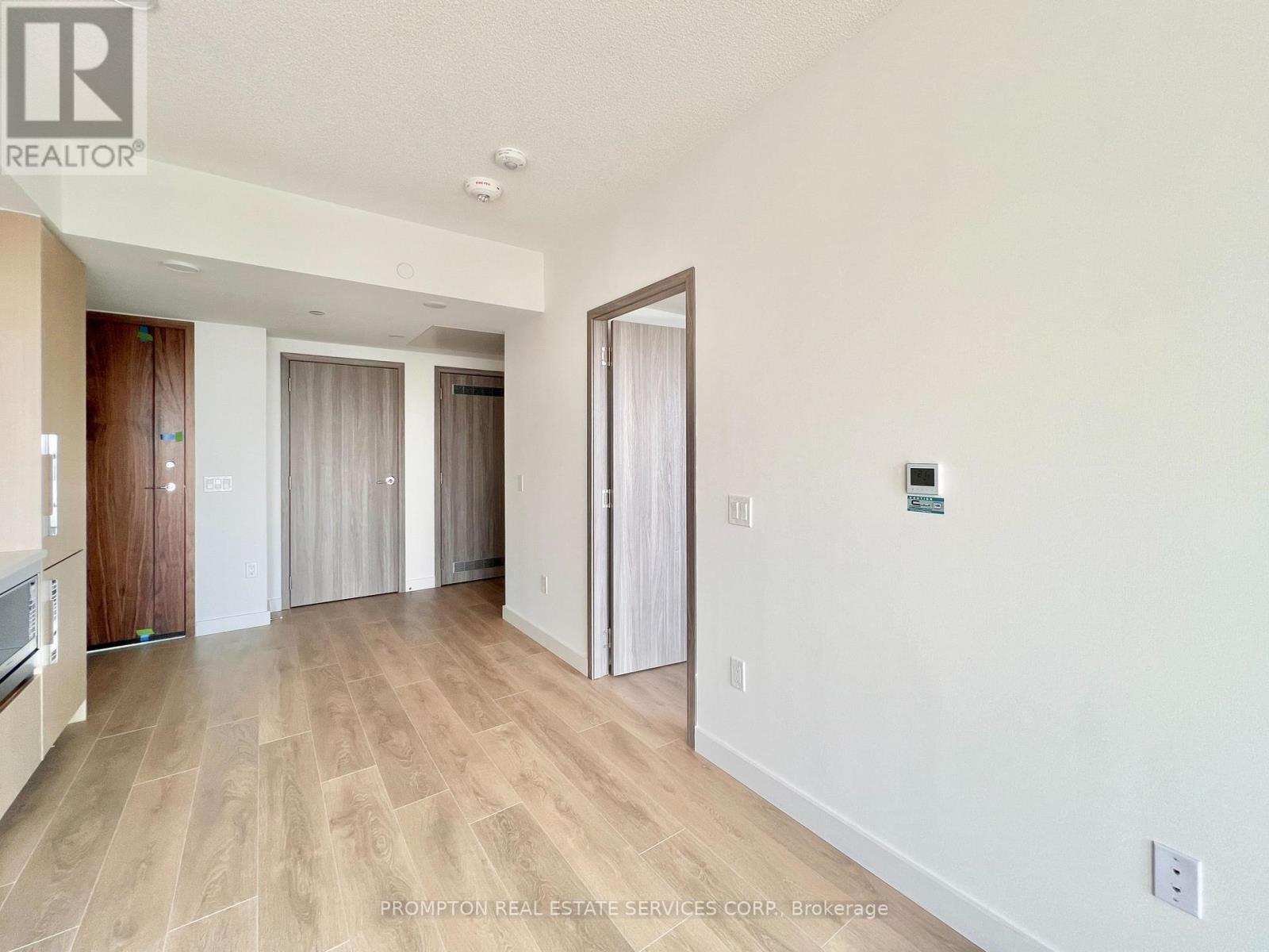 4312 - 3 Concord Cityplace Way, Toronto, Ontario  M5V 0X4 - Photo 25 - C12710644