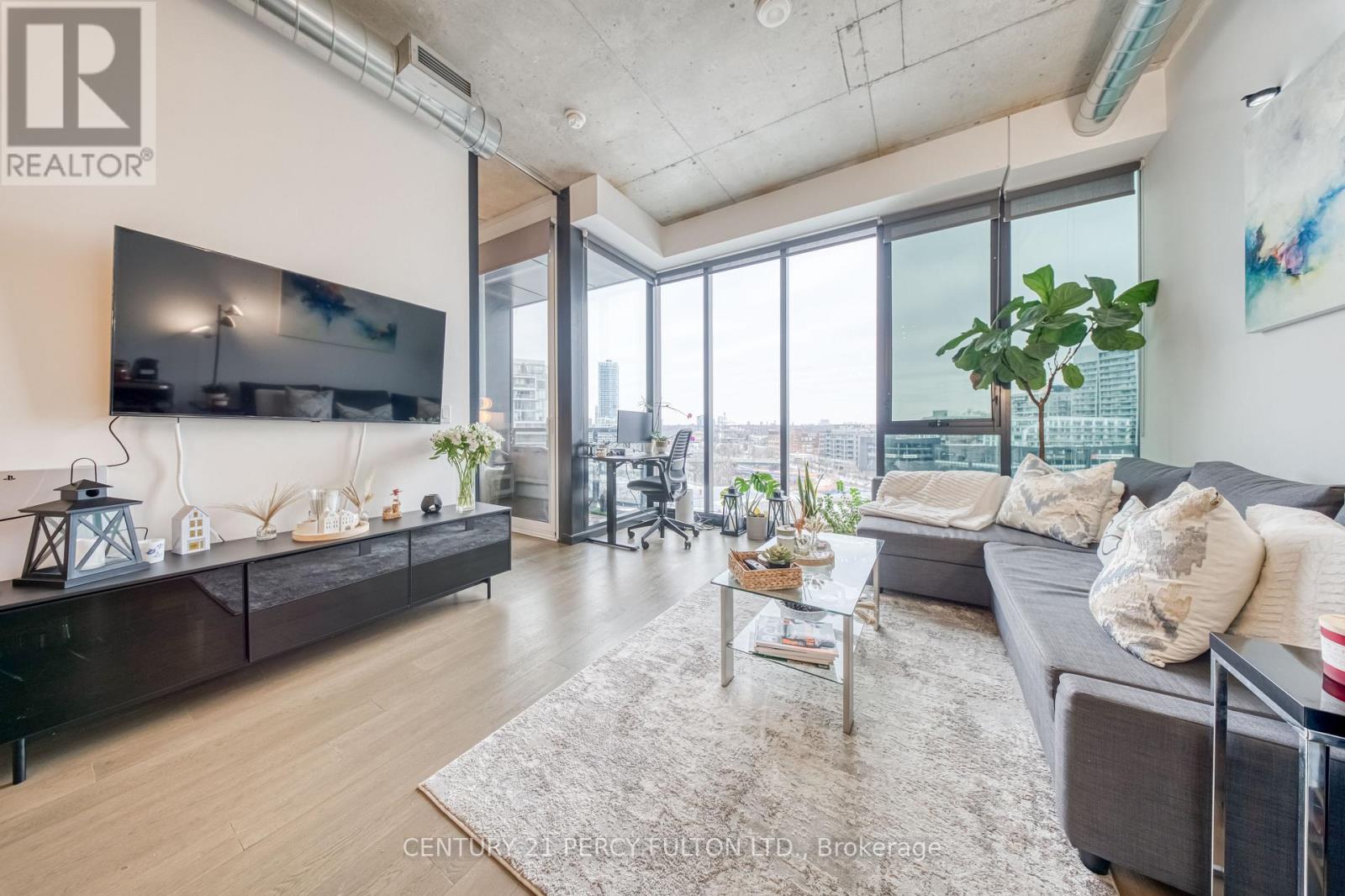 916 - 170 BAYVIEW AVENUE, Toronto, Ontario