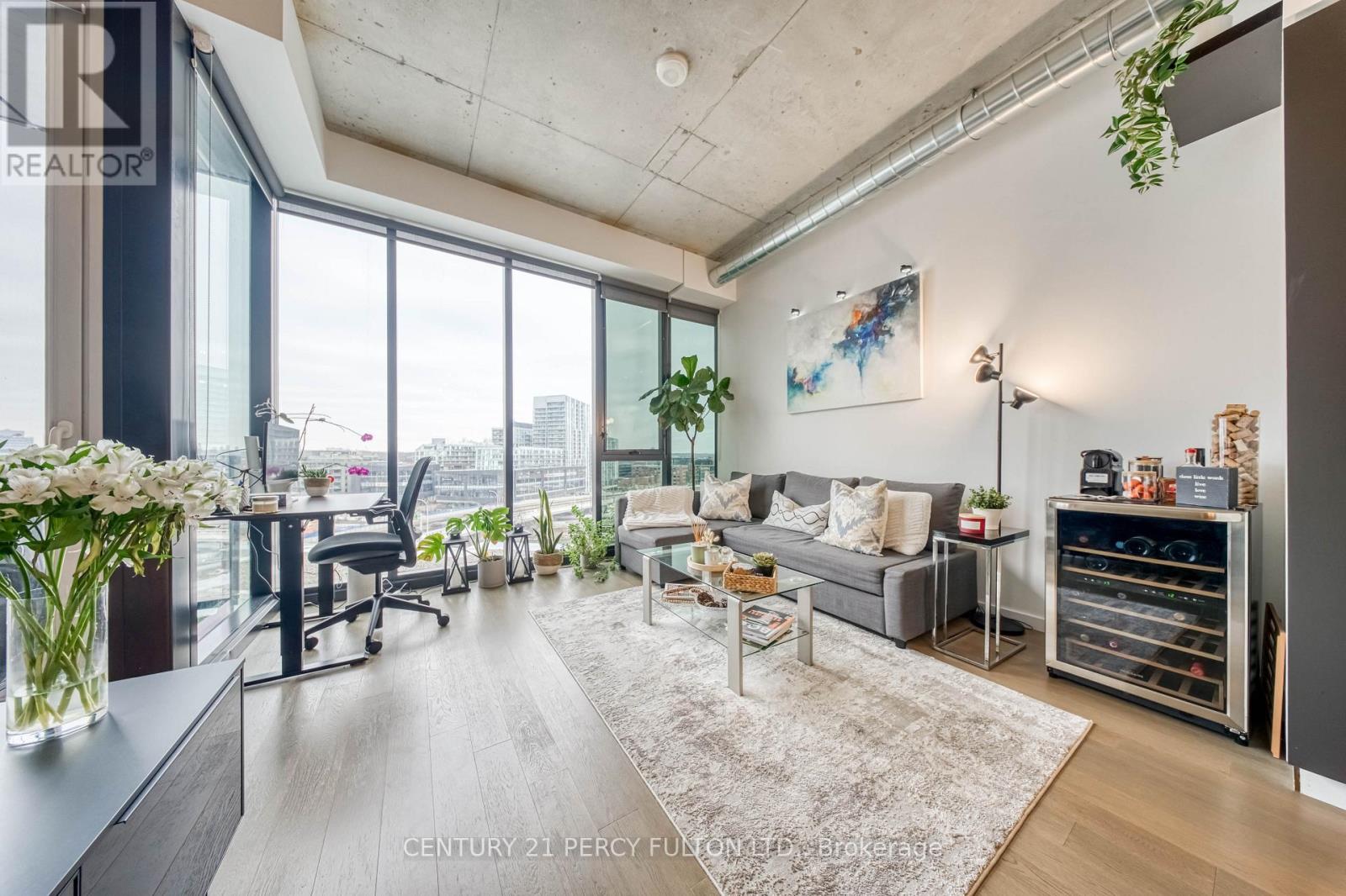 916 - 170 Bayview Avenue, Toronto, Ontario  M5A 0M4 - Photo 9 - C12710686