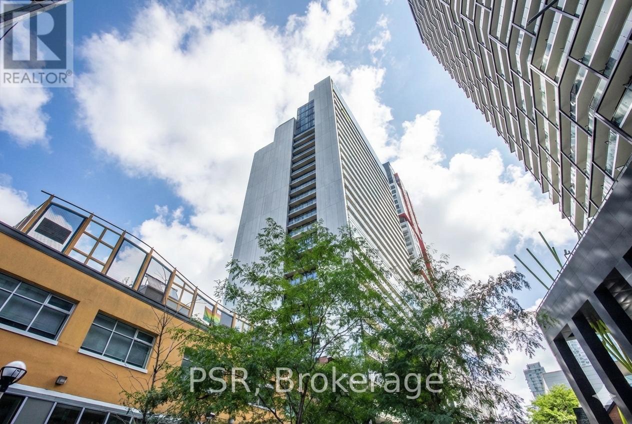 1808 - 330 Richmond Street W, Toronto, Ontario  M5V 0M4 - Photo 2 - C12710822