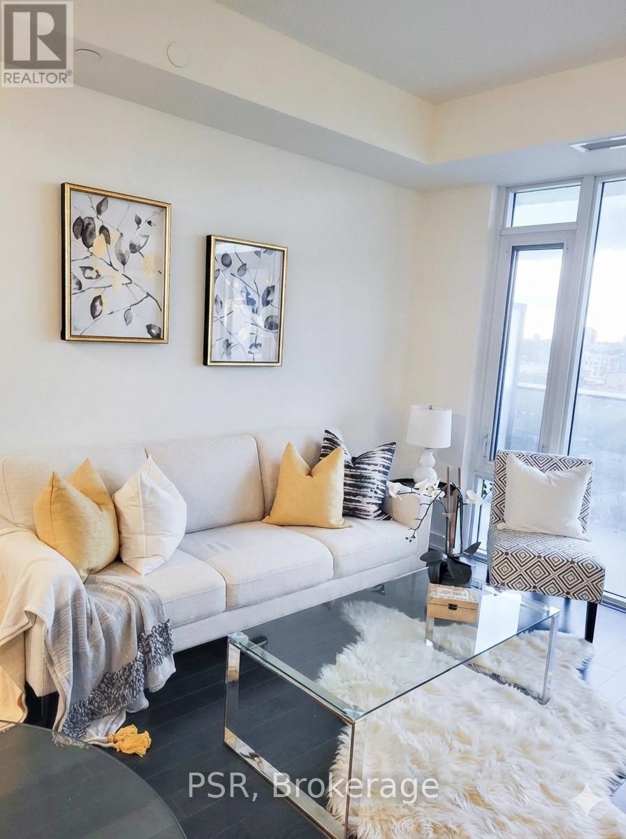 1808 - 330 RICHMOND STREET W