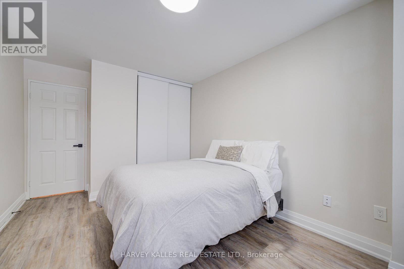 109 - 3000 Bathurst Street, Toronto, Ontario  M6B 3B4 - Photo 24 - C12710832