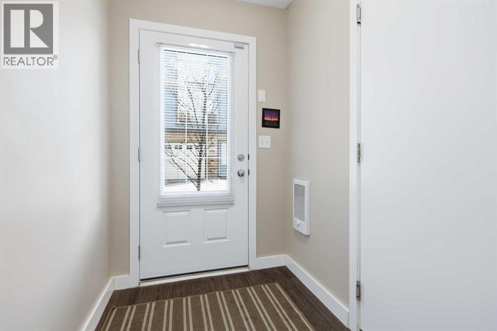 202, 125 Caribou Crescent, Red Deer, Alberta  T4P 0V6 - Photo 3 - A2277351