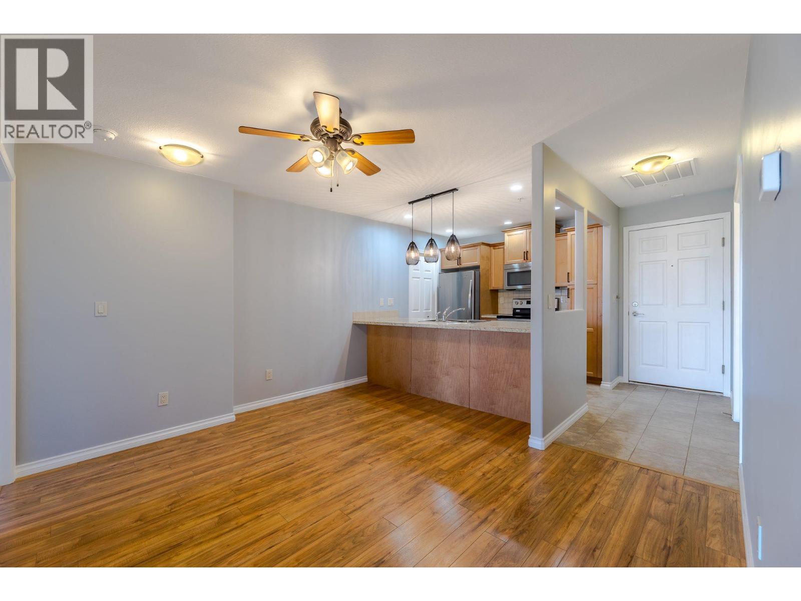 2125 ATKINSON Street Unit# 704, penticton, British Columbia