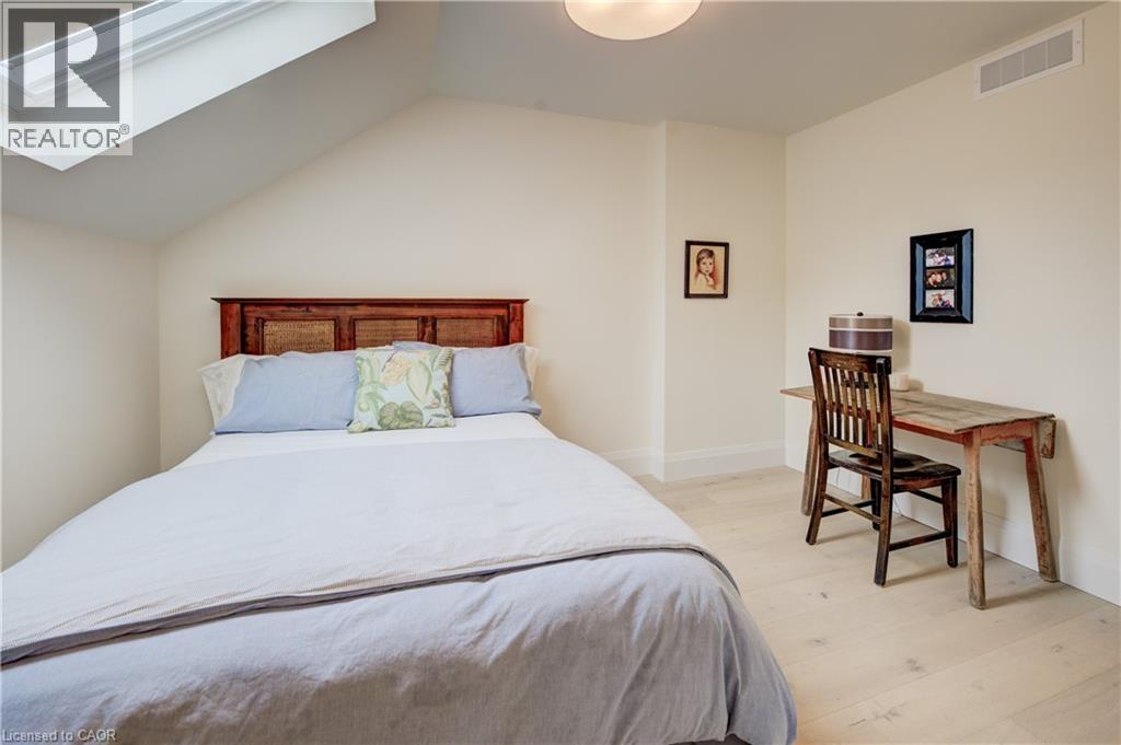 38 Euclid Avenue, Waterloo, Ontario  N2L 1Z3 - Photo 40 - 40798441