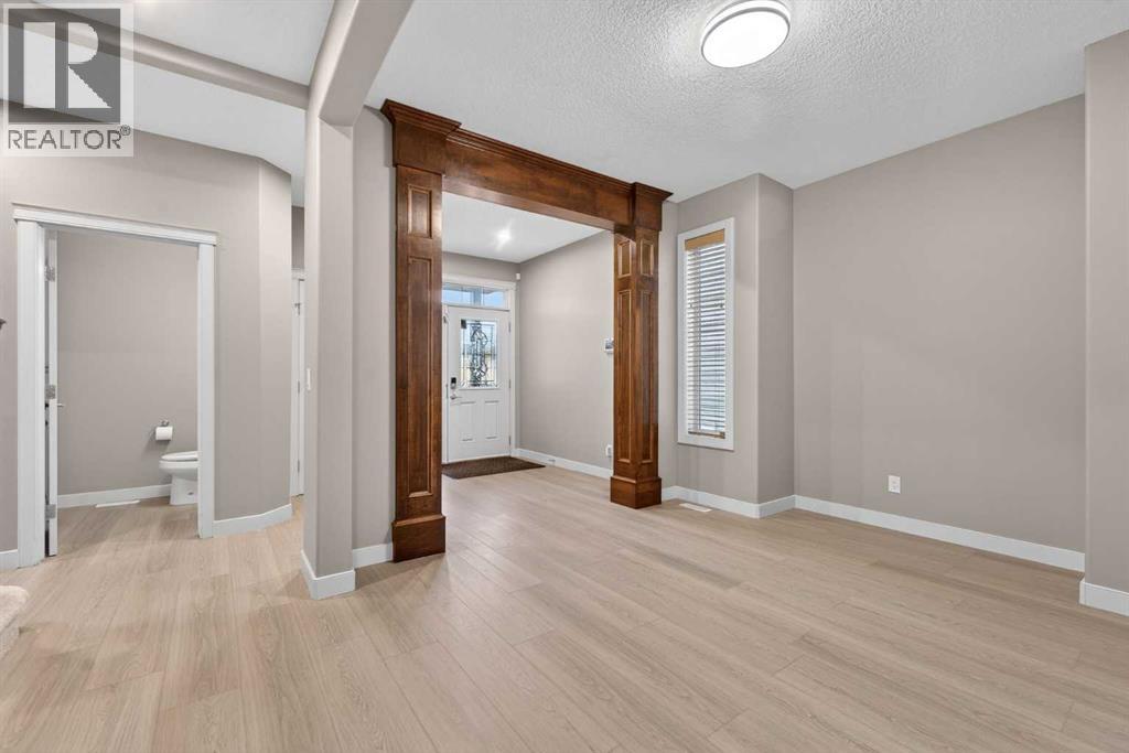 91 Kinlea Link Nw, Calgary, Alberta  T3R 0C3 - Photo 7 - A2280317