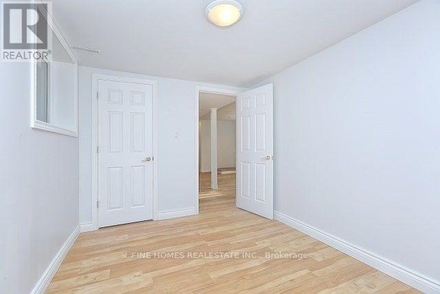 195 Woodland Avenue, Georgina, Ontario  L4P 2N1 - Photo 6 - N12710868