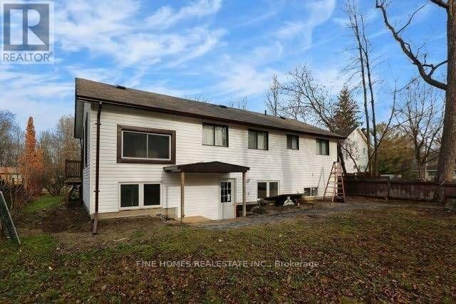 195 Woodland Avenue, Georgina, Ontario  L4P 2N1 - Photo 9 - N12710868