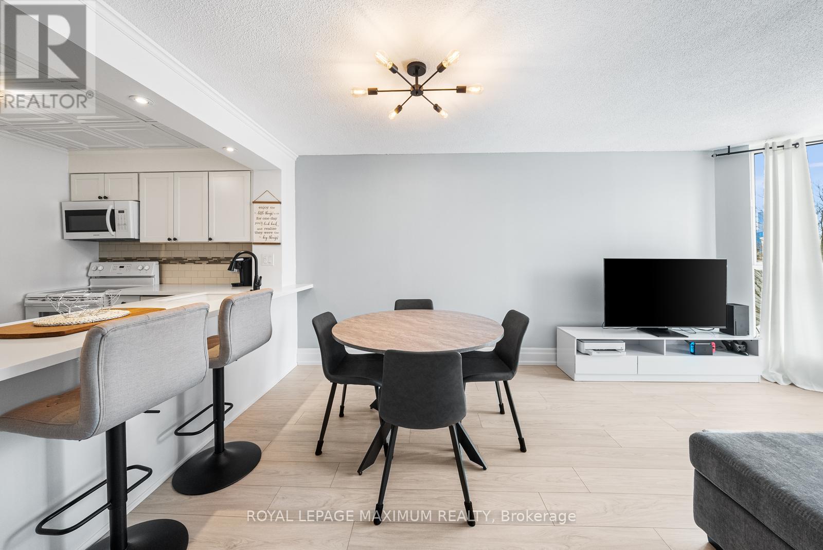 601 - 150 Dunlop Street E, Barrie, Ontario  L4M 6H1 - Photo 13 - S12710726