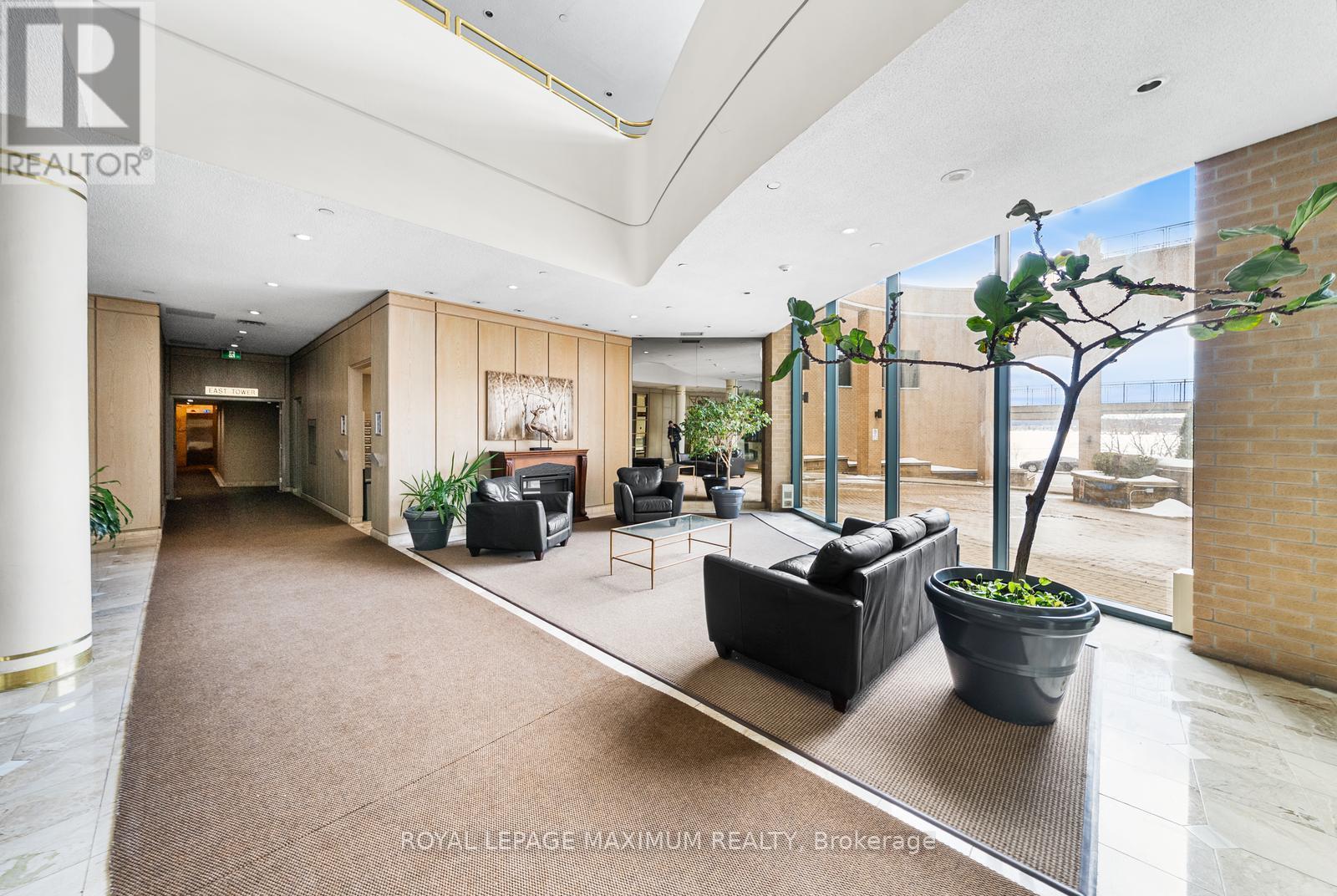 601 - 150 Dunlop Street E, Barrie, Ontario  L4M 6H1 - Photo 5 - S12710726