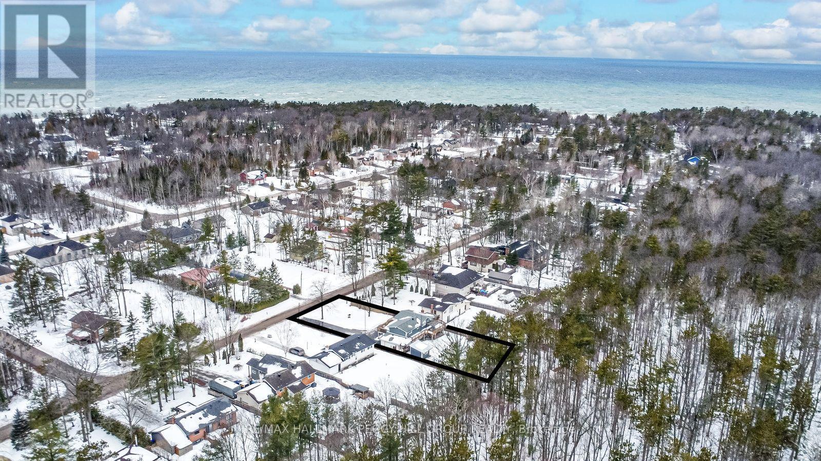 71 Ronald Avenue, Tiny, Ontario  L0L 1P1 - Photo 2 - S12710762