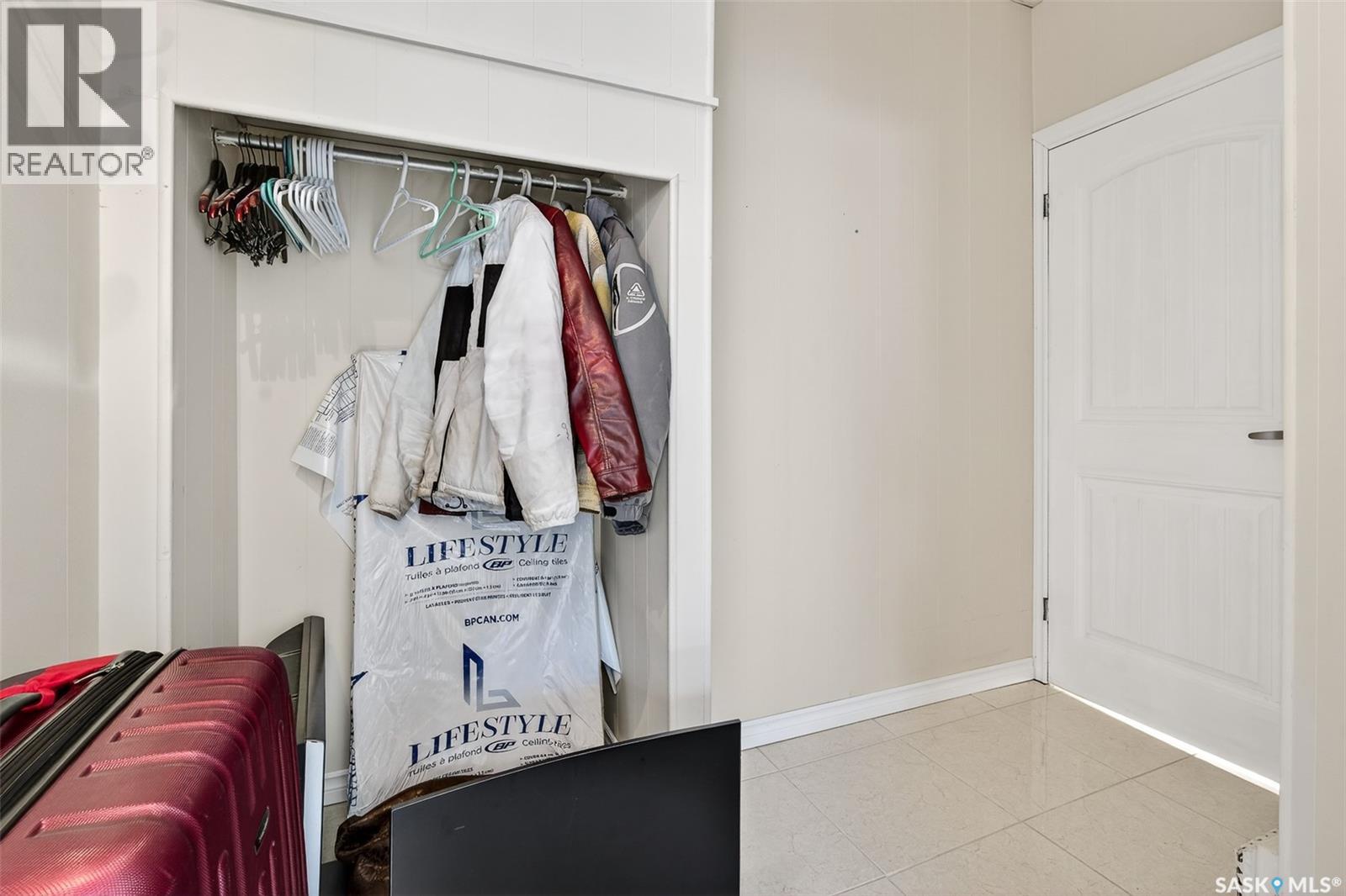 174 Ominica Street W, Moose Jaw, Saskatchewan  S6H 1X2 - Photo 13 - SK026978